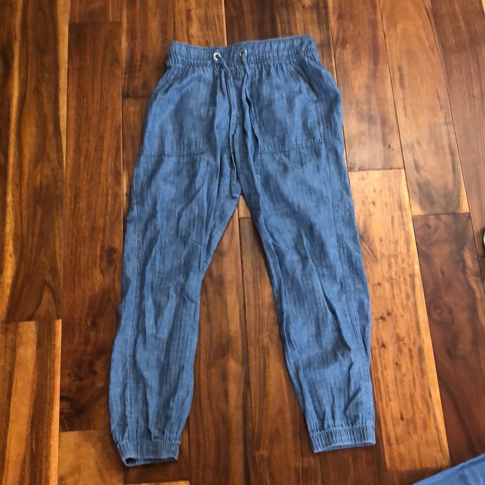 Gap jean joggers